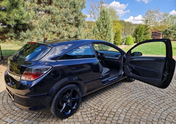 Opel Astra cena 13800 przebieg: 196400, rok produkcji 2007 z Płock małe 211
